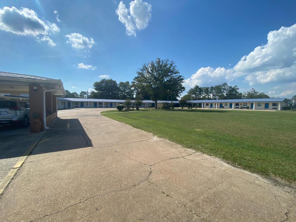 Budget Inn Alma Exterior photo